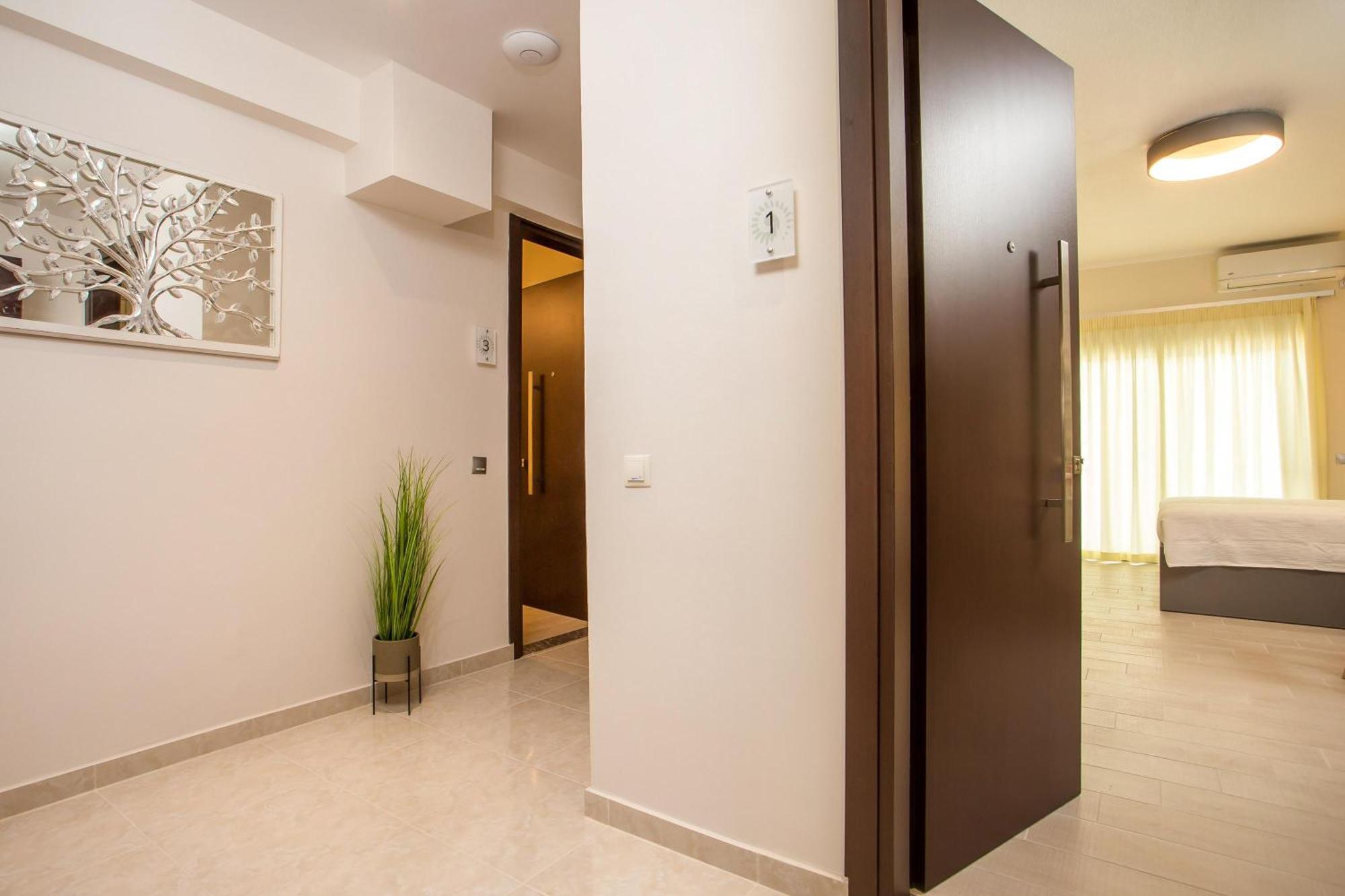 Oleana City Center Rhodes City ภายนอก รูปภาพ